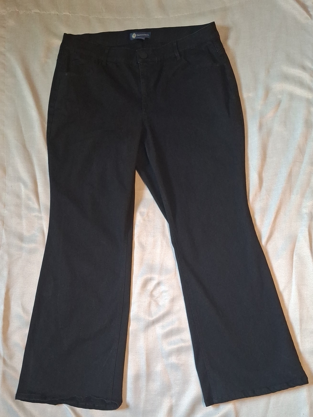 Democracy "Ab"solution Black Bootcut Jeans - Size 20W